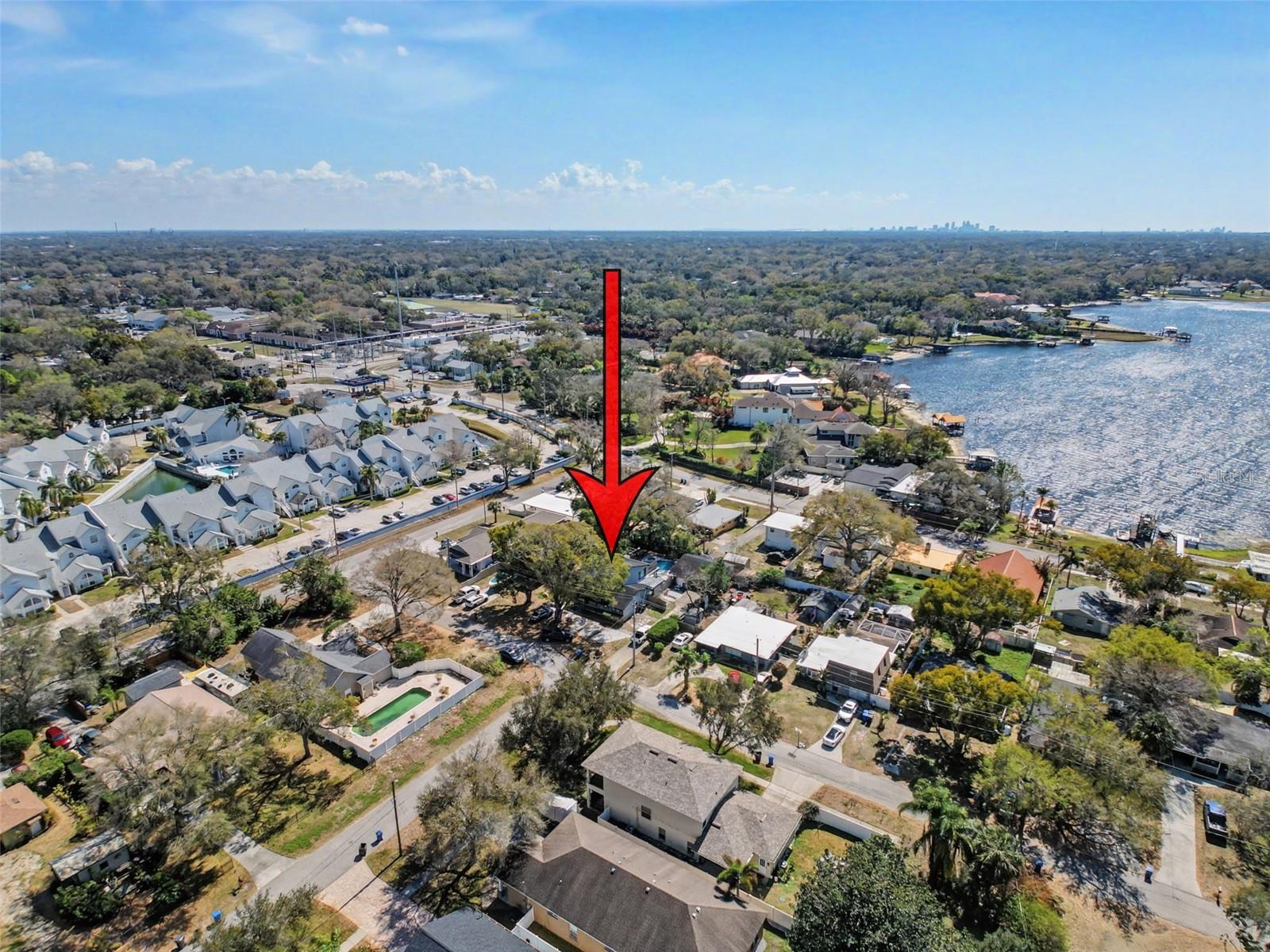 Listing photo id 29 for 2206 Howard Lane