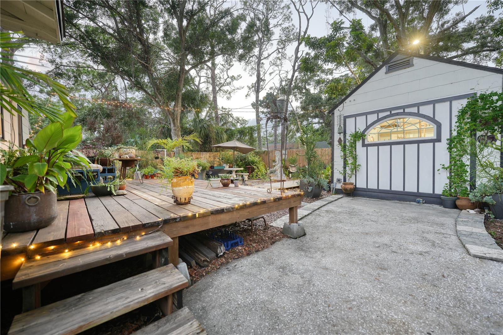 Listing photo id 11 for 735 26th Avenue S