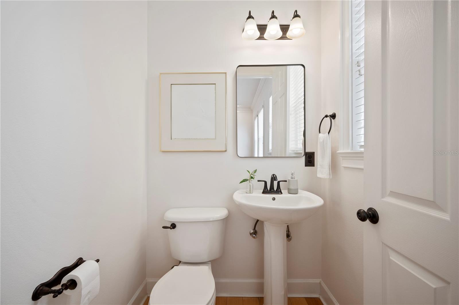 Image 15 of 40 For 3010 Stovall Street B