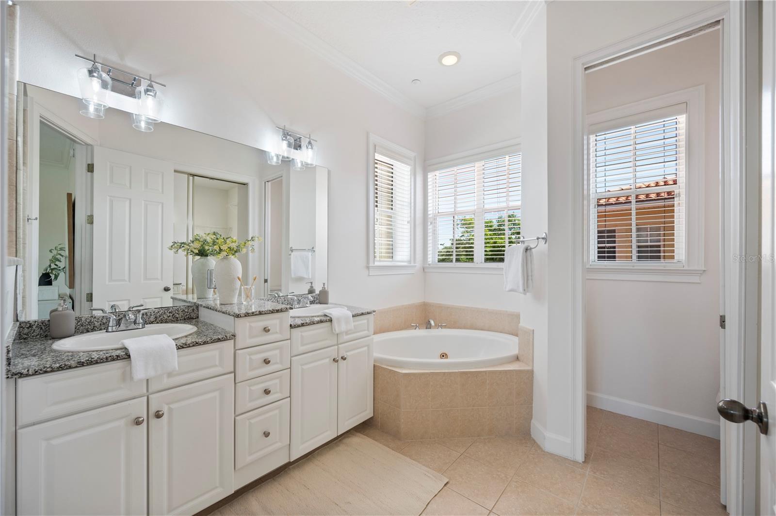 Image 29 of 40 For 3010 Stovall Street B