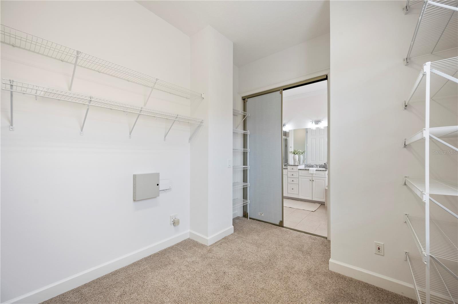 Image 33 of 40 For 3010 Stovall Street B