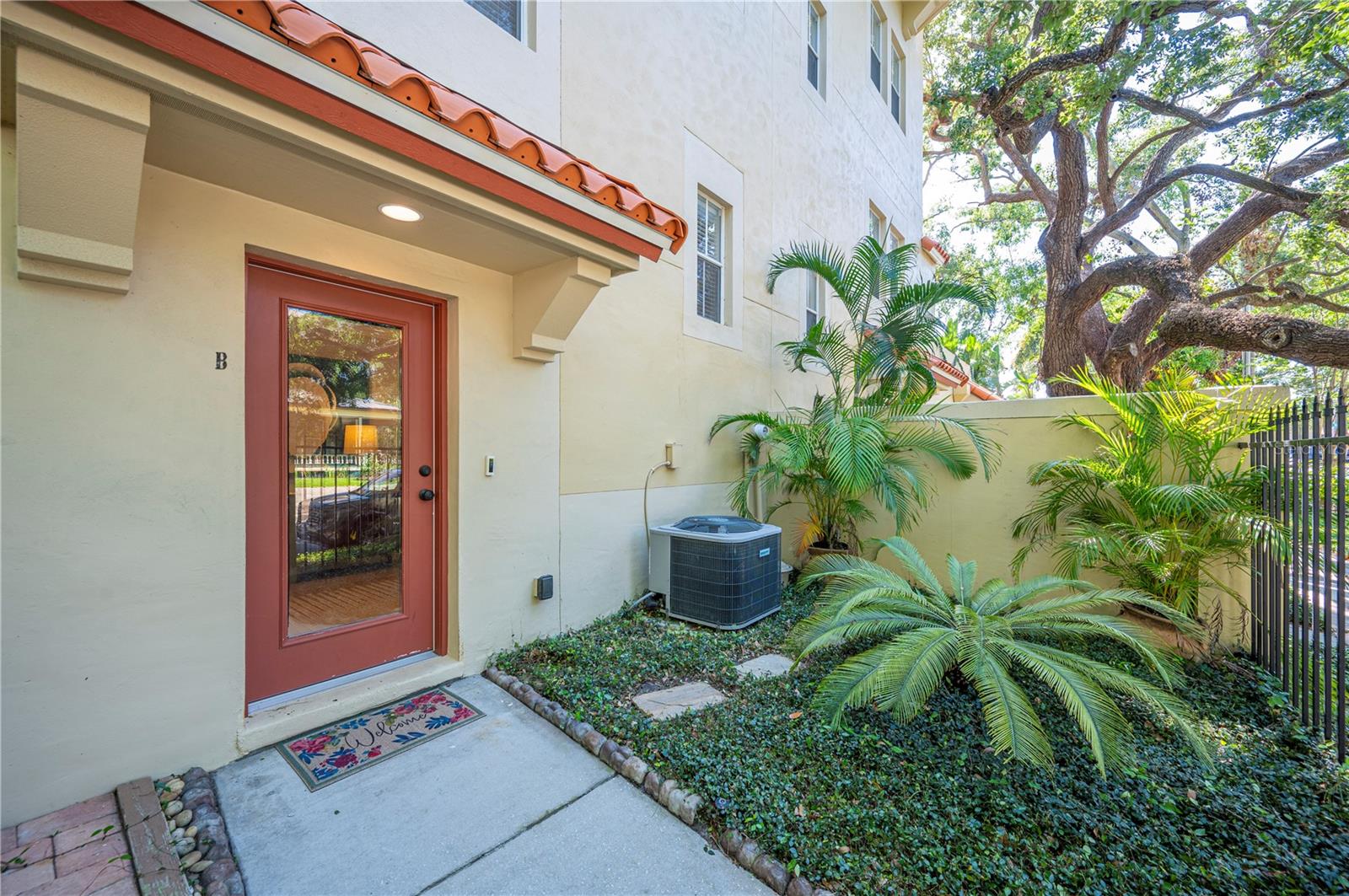 Image 34 of 40 For 3010 Stovall Street B