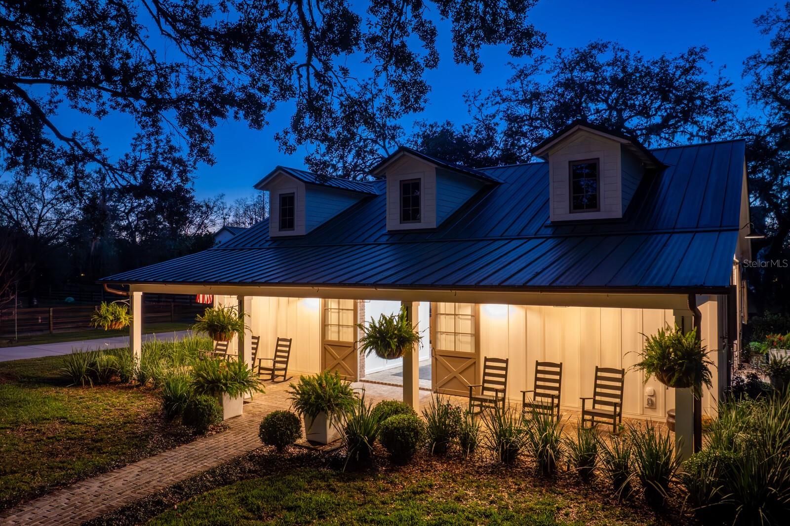 Listing photo id 49 for 10101 Tarpon Springs Road