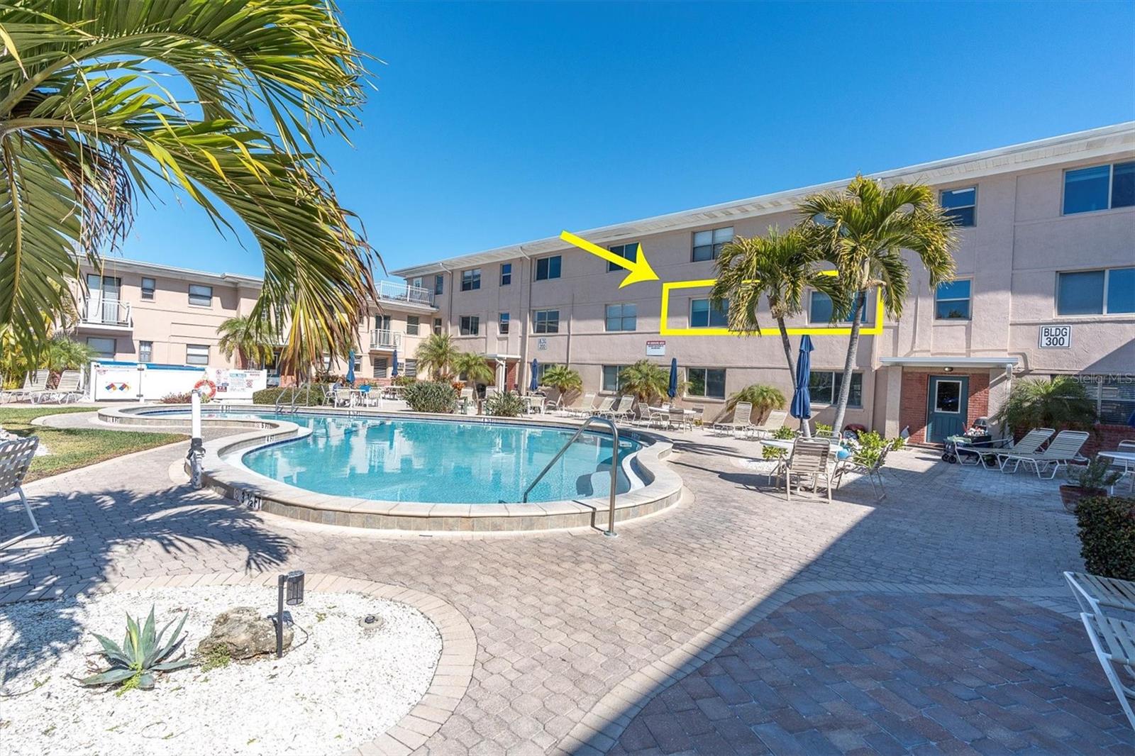 Image 24 of 25 For 6700 Sunset Way  303