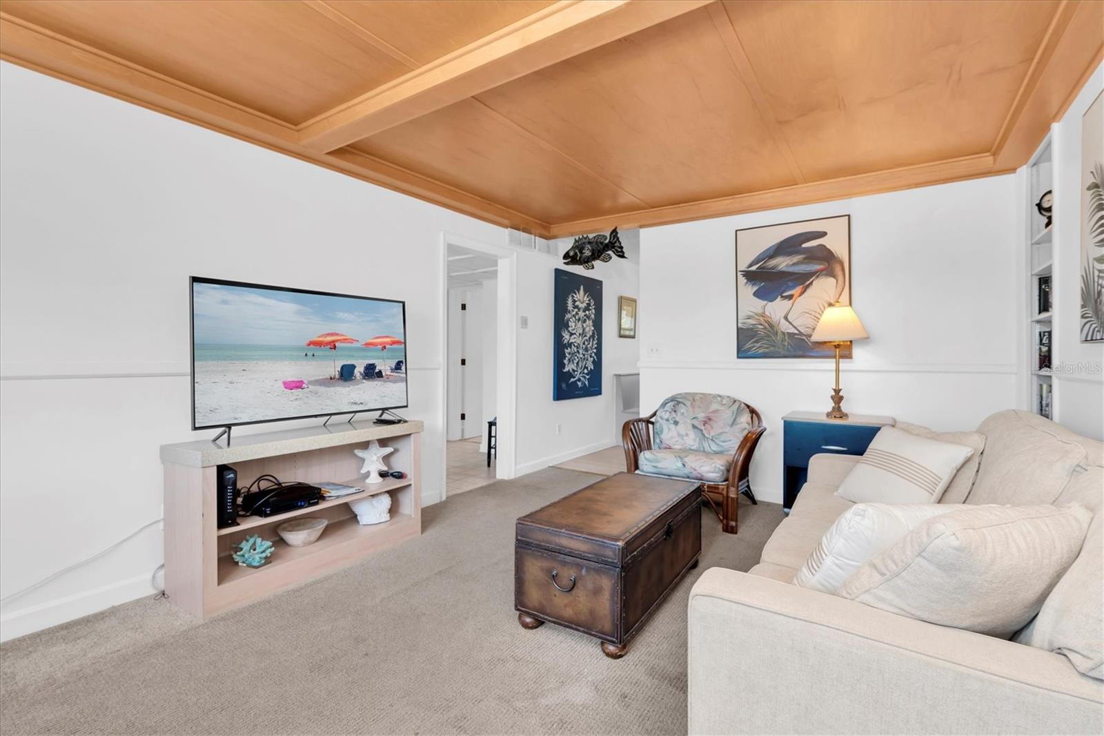 Image 3 of 25 For 6700 Sunset Way  303