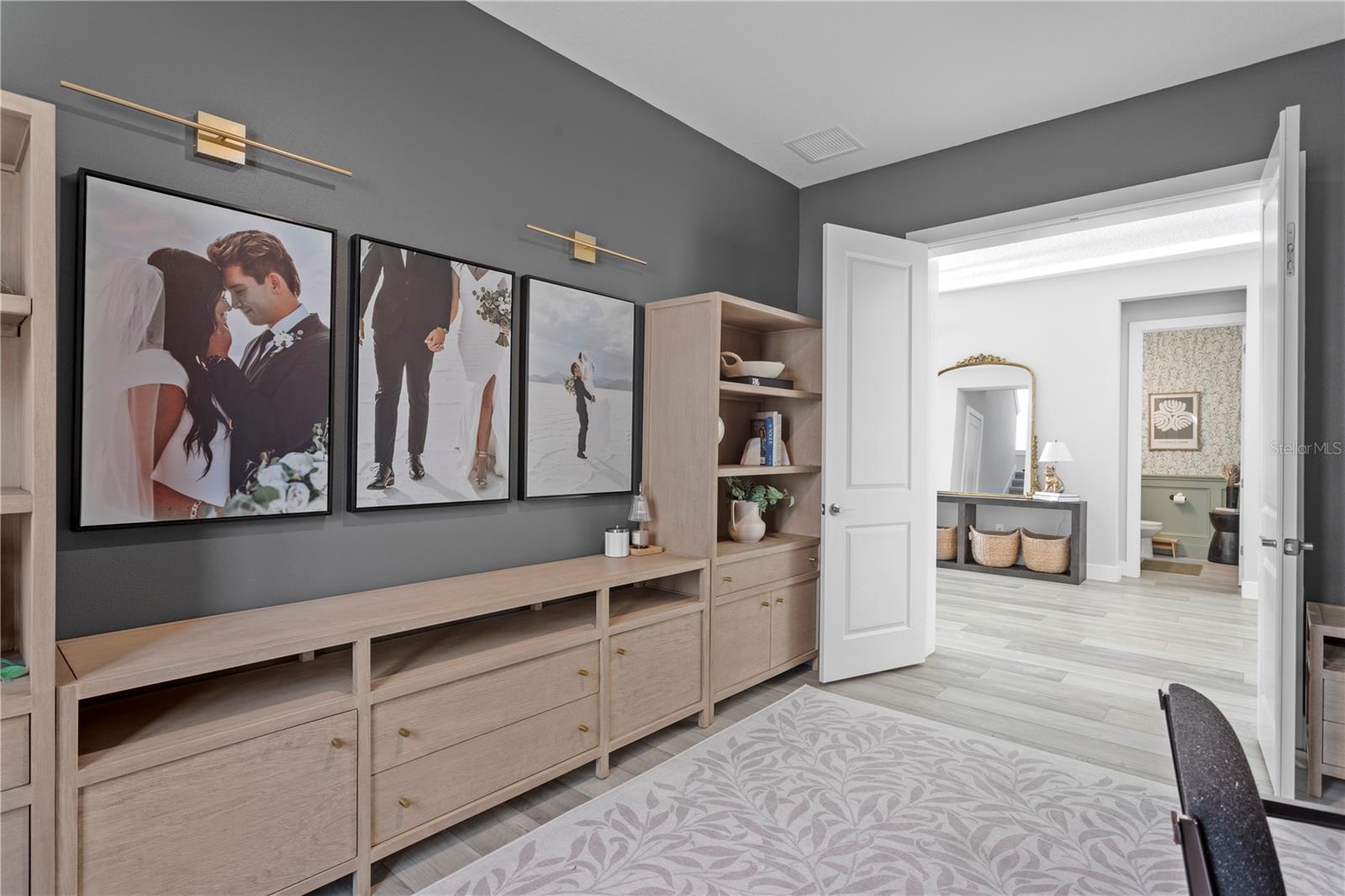 Listing photo id 13 for 8346 Ivy Stark Boulevard