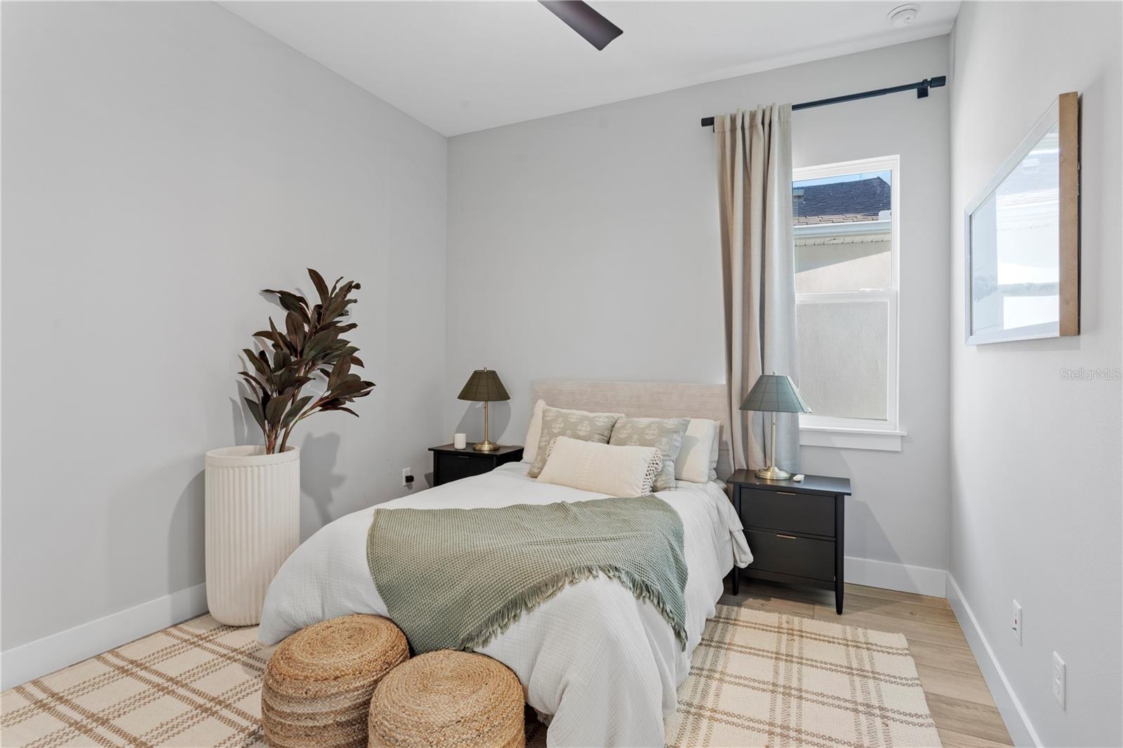 Listing photo id 19 for 8346 Ivy Stark Boulevard