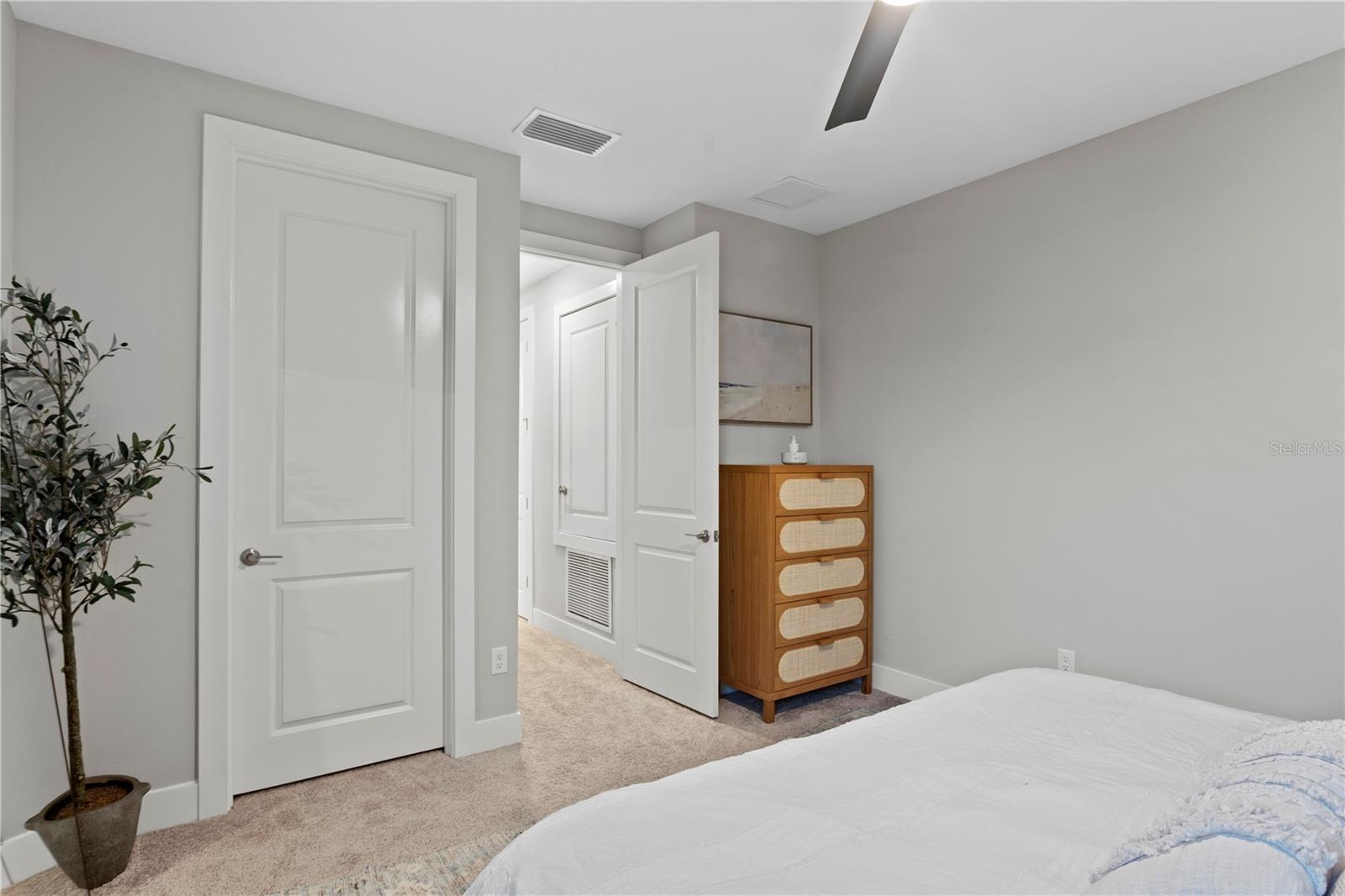 Listing photo id 26 for 8346 Ivy Stark Boulevard