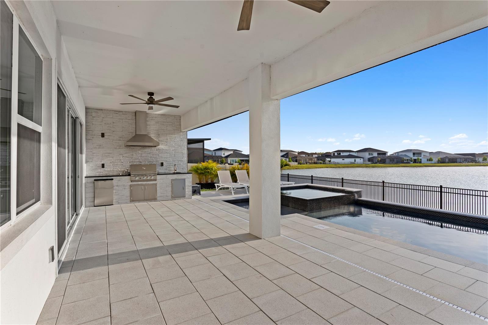 Listing photo id 30 for 8346 Ivy Stark Boulevard