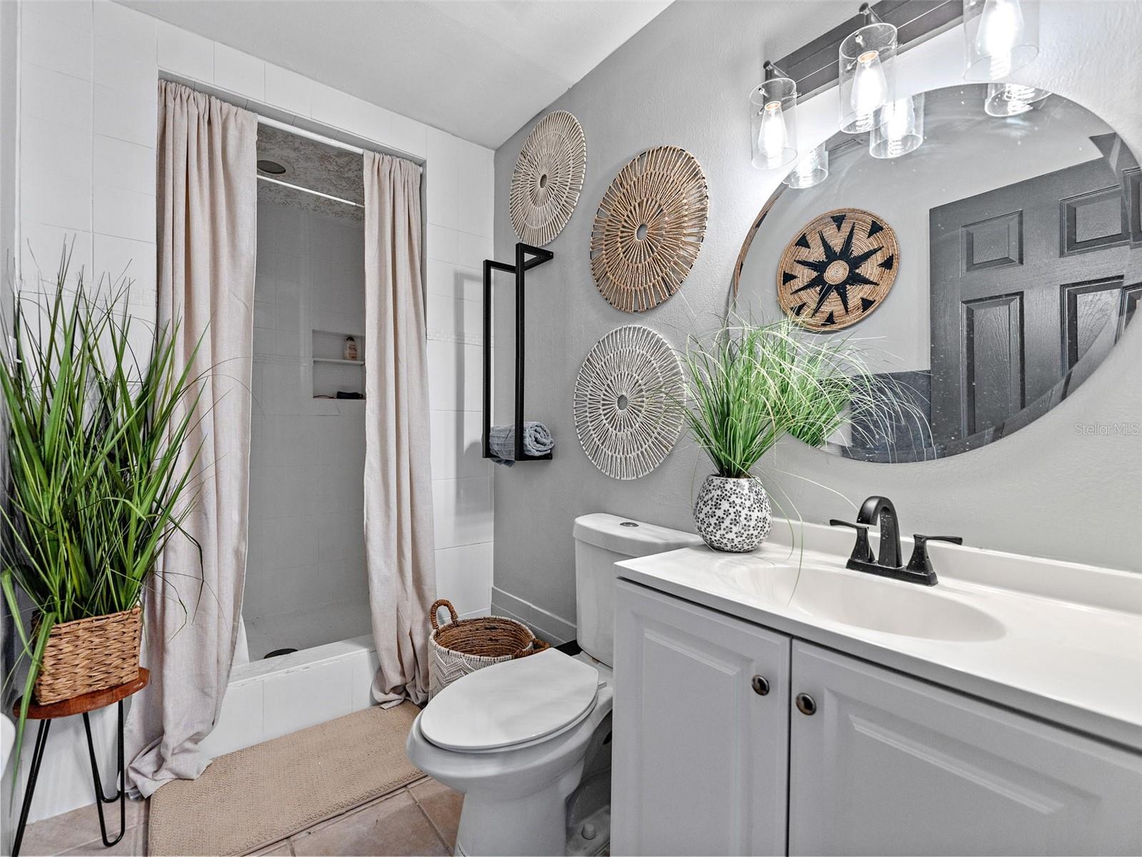 Image 18 of 40 For 17506 Fallowfield Drive