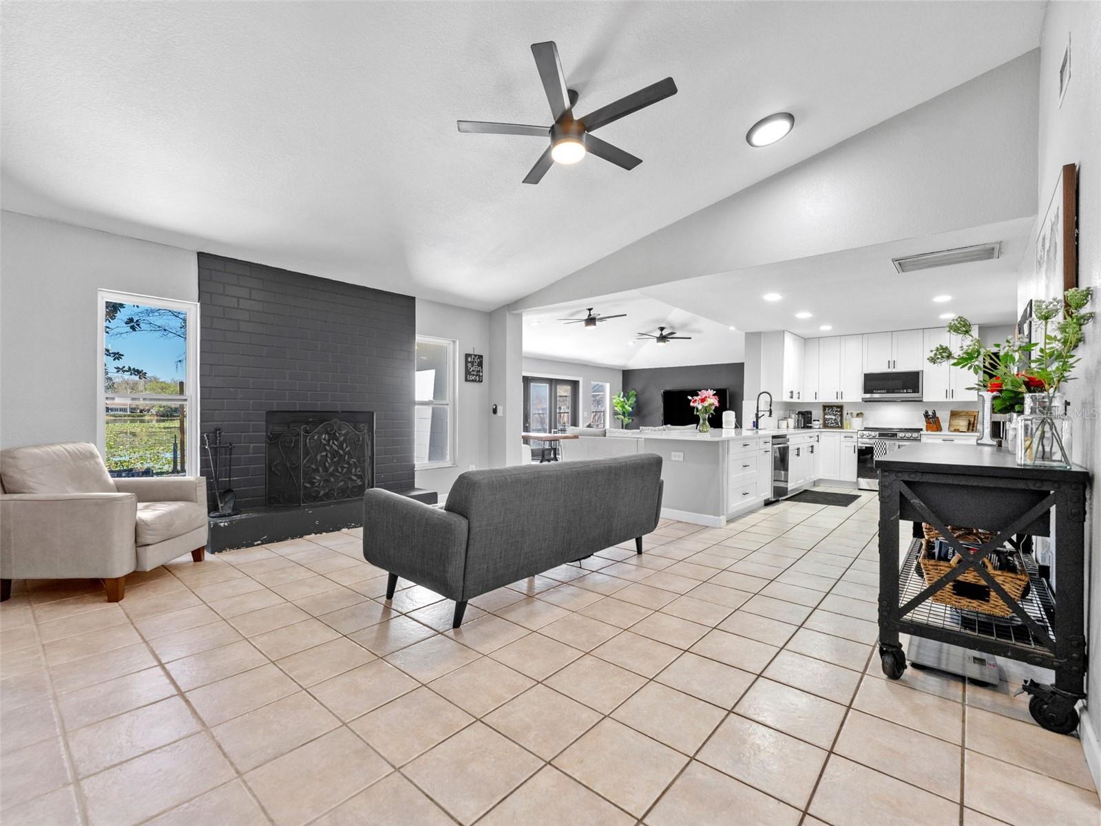 Image 5 of 40 For 17506 Fallowfield Drive