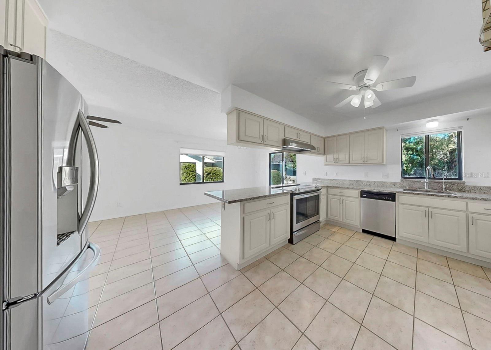 Image 10 of 60 For 1929 New Bedford Drive