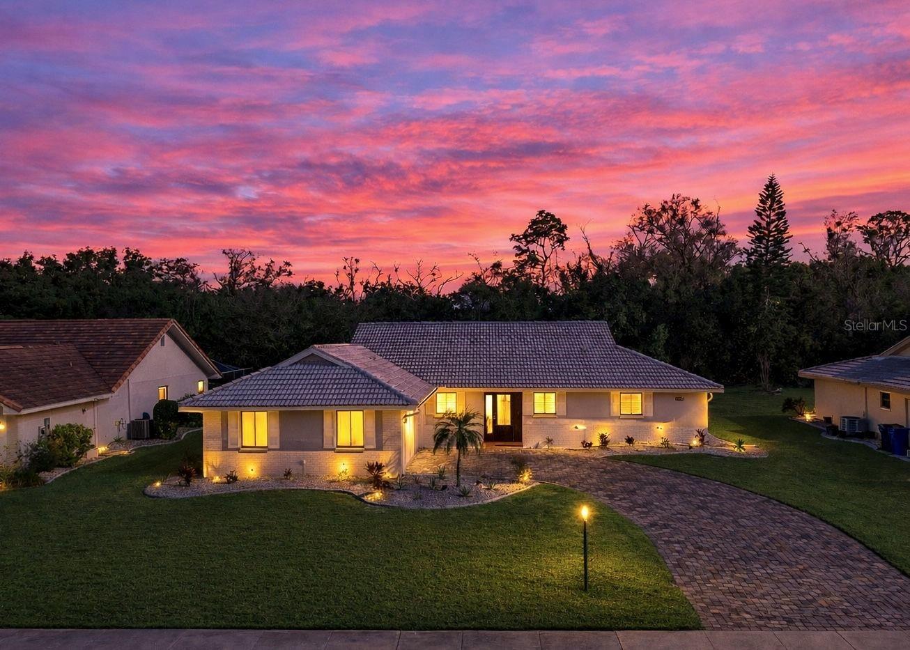 Image 2 of 60 For 1929 New Bedford Drive