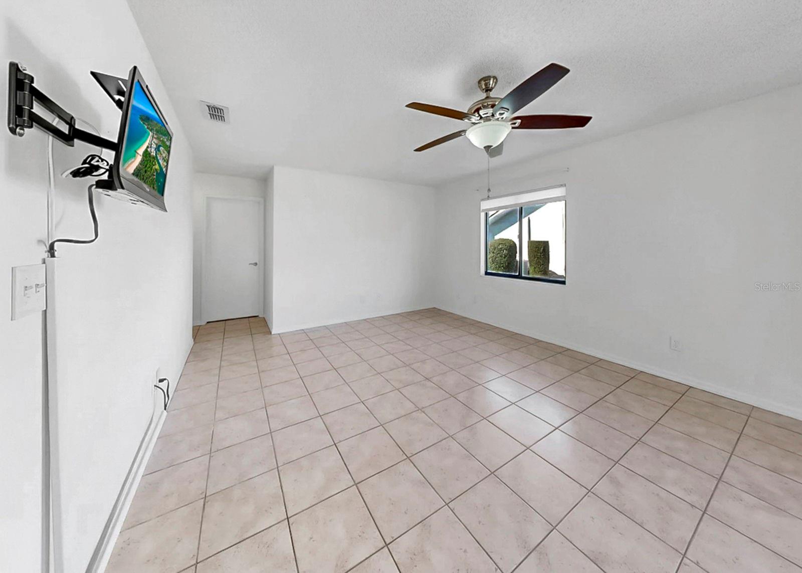 Image 22 of 60 For 1929 New Bedford Drive