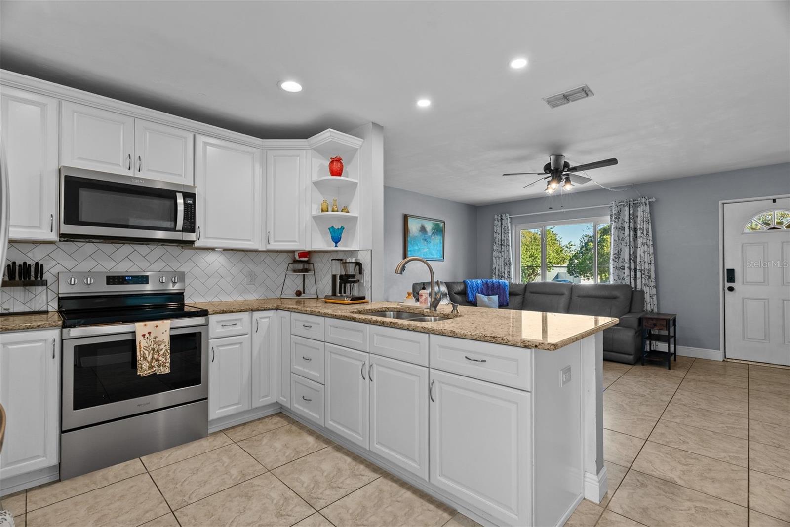 Image 7 of 18 For 4817 Drift Tide Drive