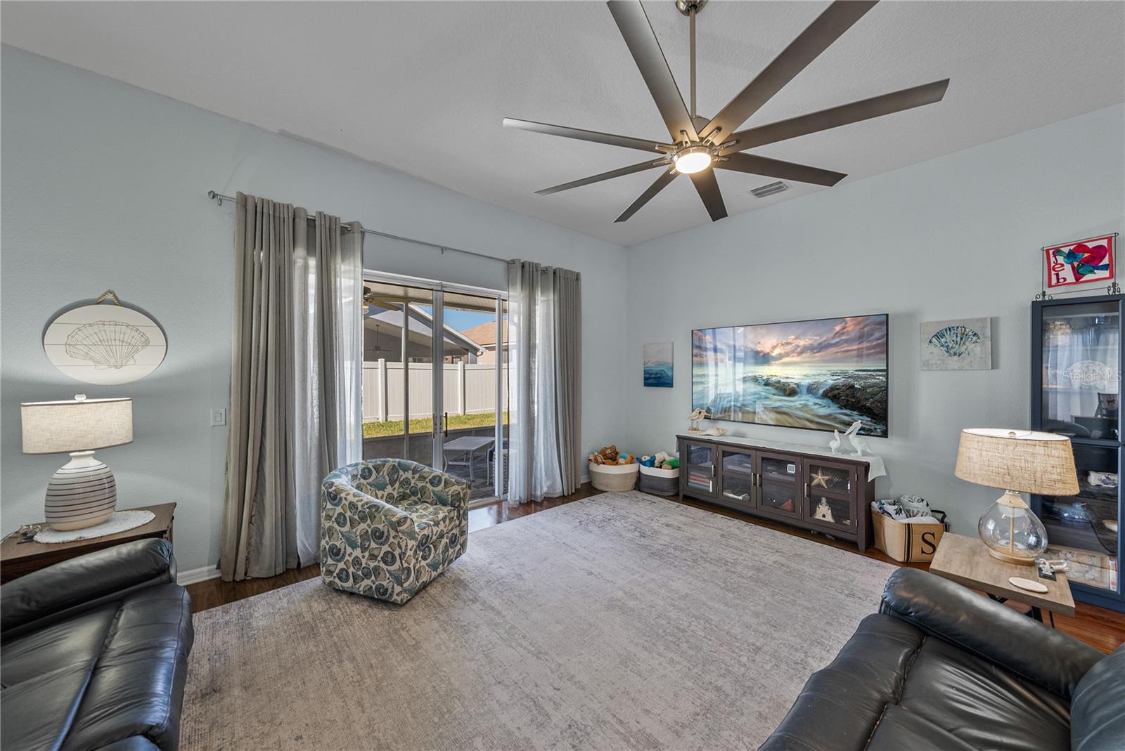 Image 17 of 82 For 5535 Braddock Drive