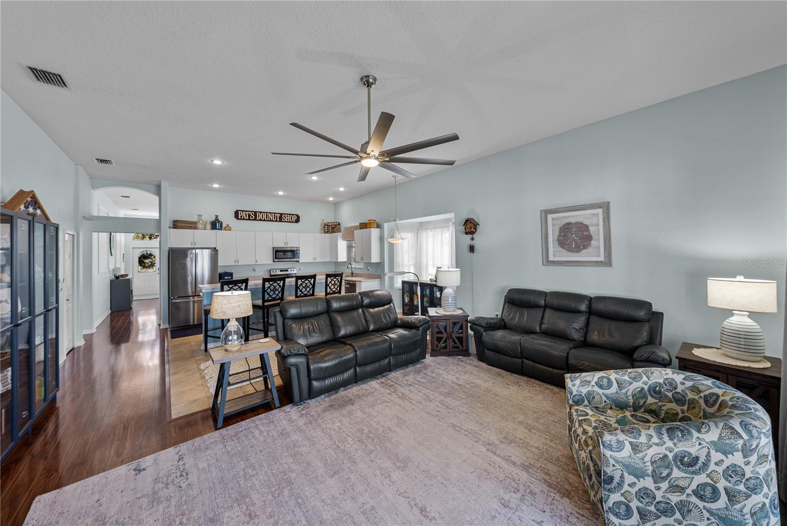 Image 18 of 82 For 5535 Braddock Drive