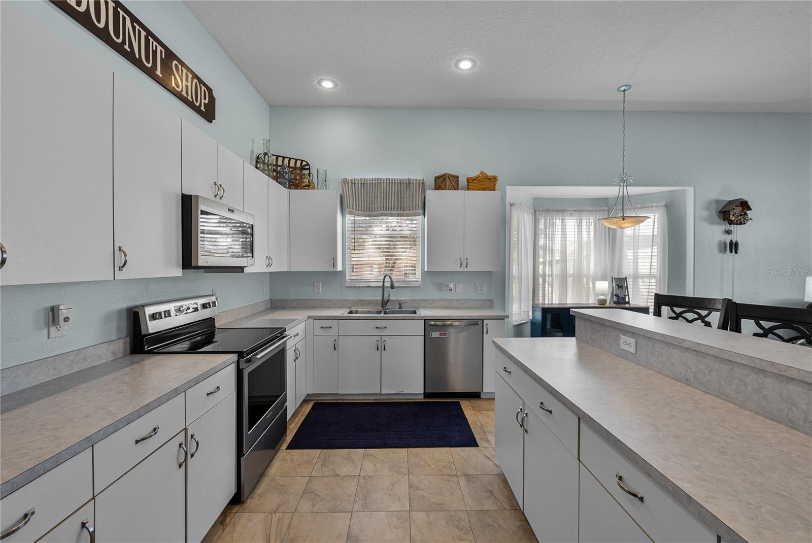 Image 23 of 82 For 5535 Braddock Drive