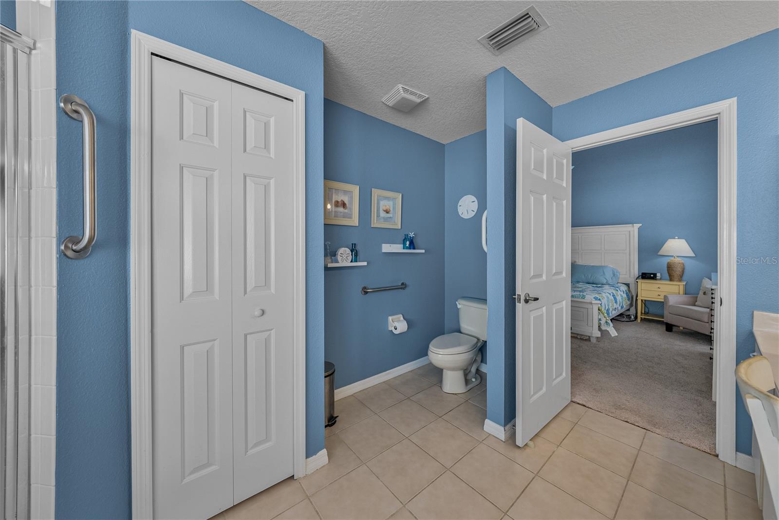 Image 36 of 82 For 5535 Braddock Drive