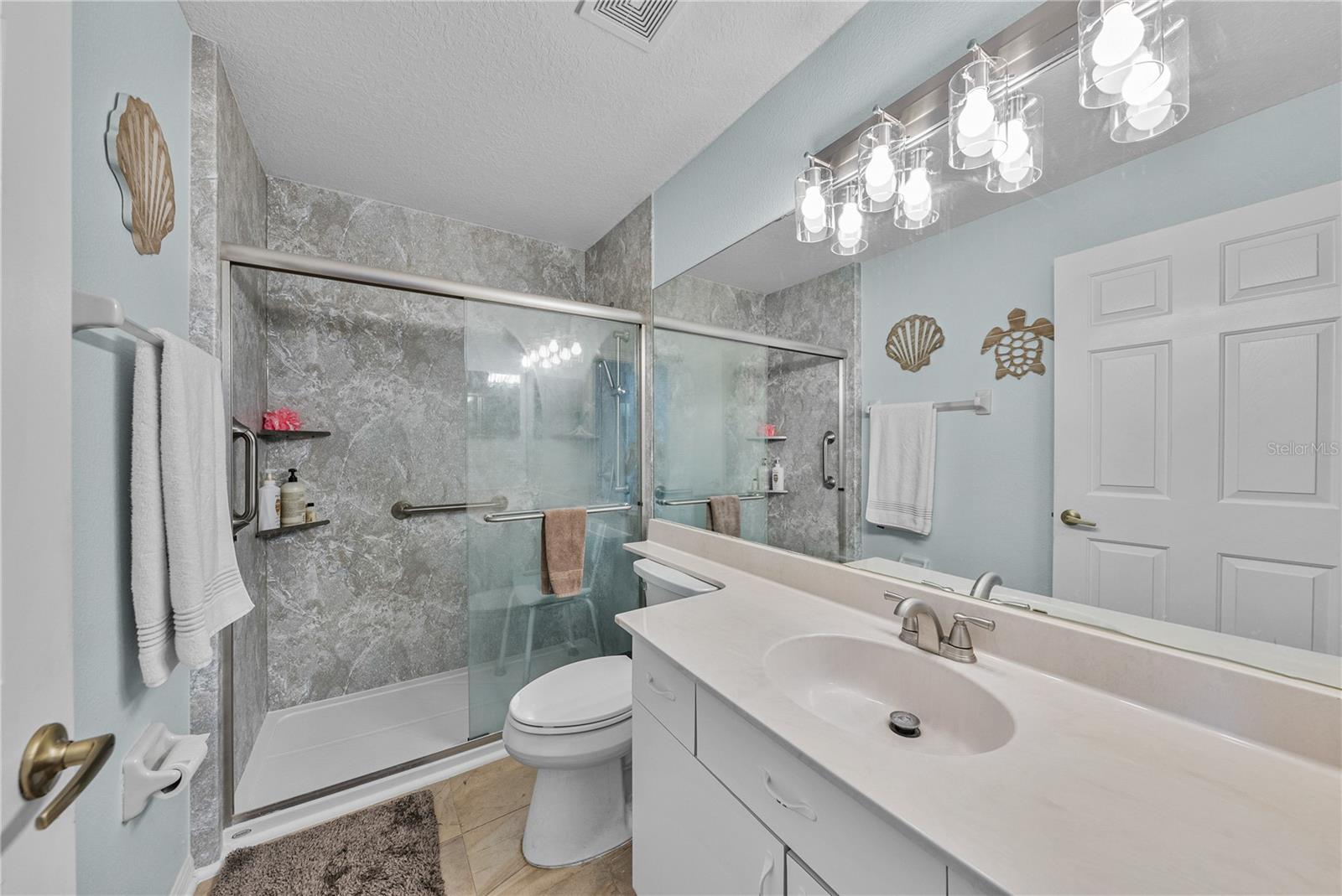 Image 38 of 82 For 5535 Braddock Drive