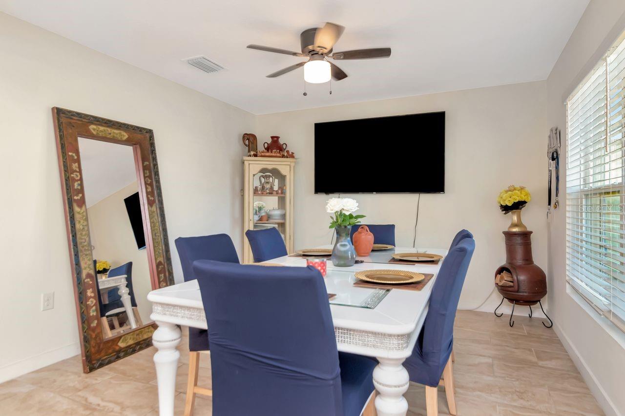 Image 10 of 59 For 1103 Swaying Sawgrass Avenue