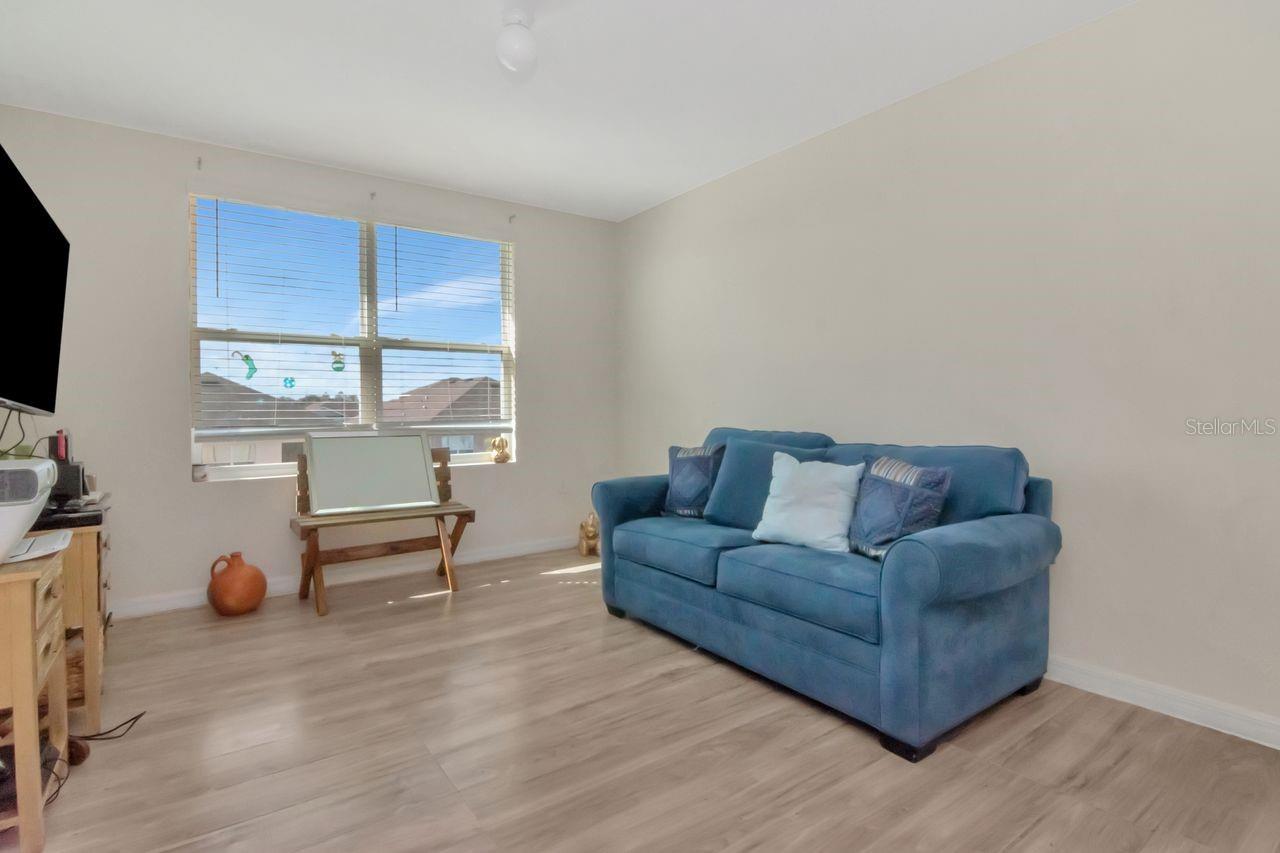 Image 23 of 59 For 1103 Swaying Sawgrass Avenue