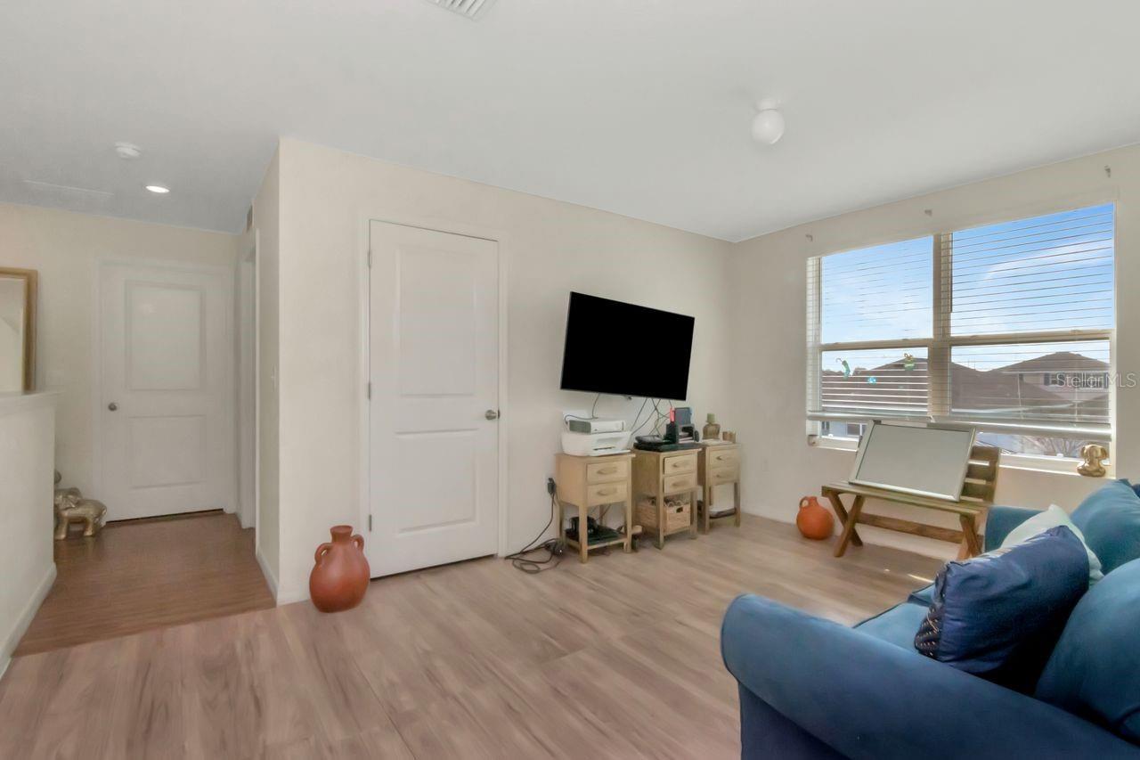 Image 24 of 59 For 1103 Swaying Sawgrass Avenue