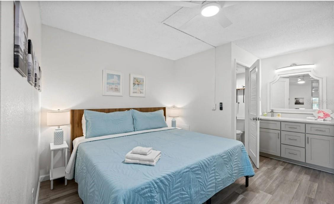 Image 9 of 19 For 2700 Gulf Boulevard 2