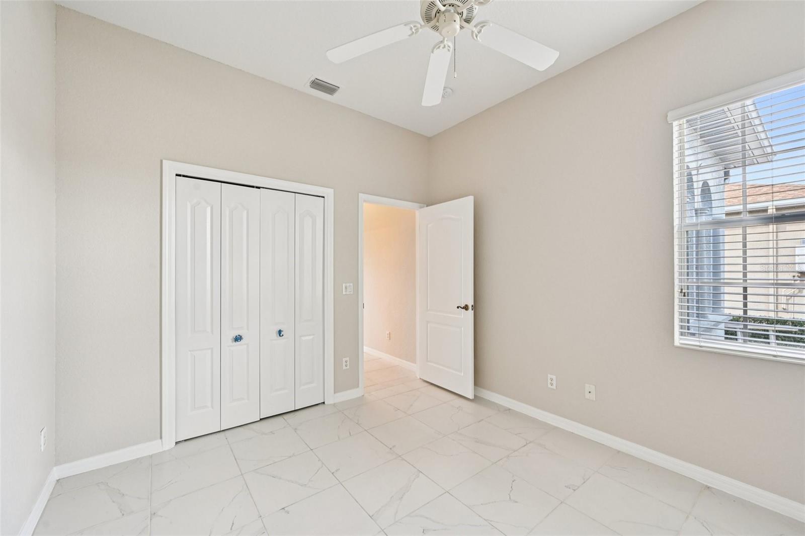 Image 27 of 58 For 819 Regal Manor Way