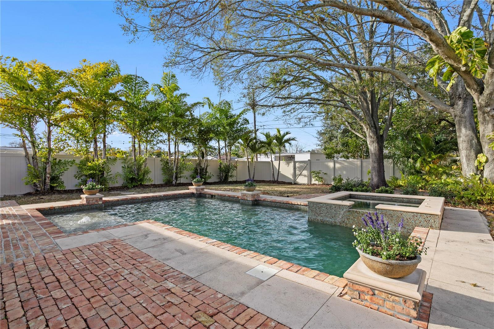 Image 3 of 44 For 761 42nd Avenue N