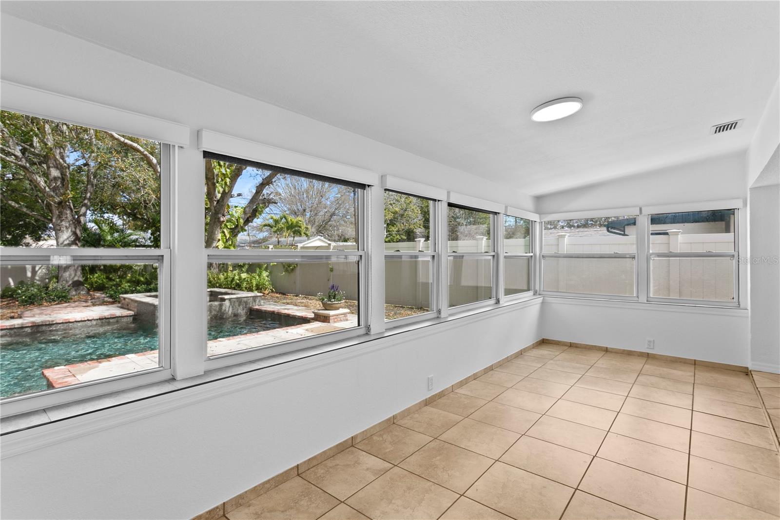 Image 40 of 44 For 761 42nd Avenue N