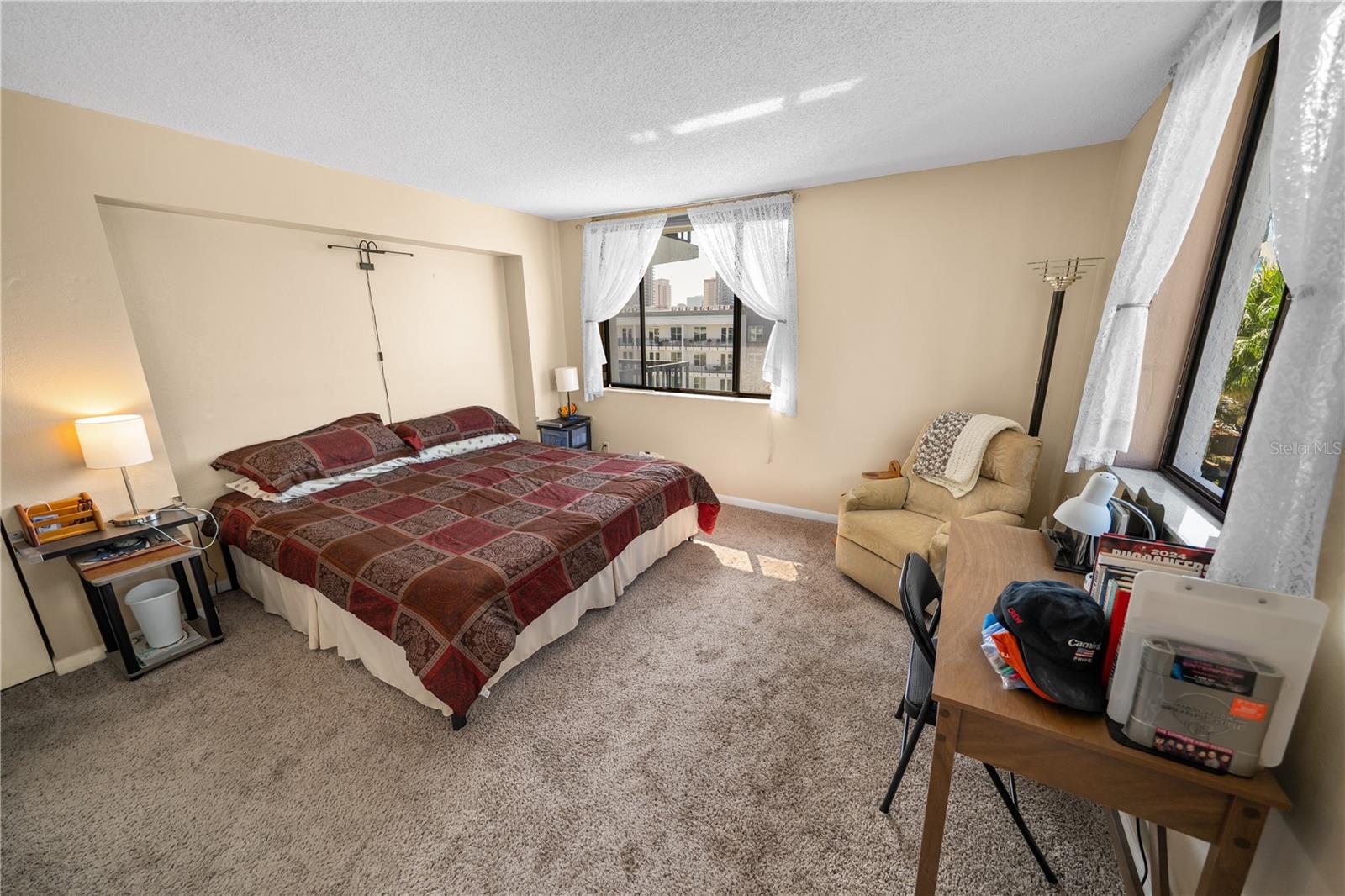 Image 12 of 41 For 201 Laurel Street 712