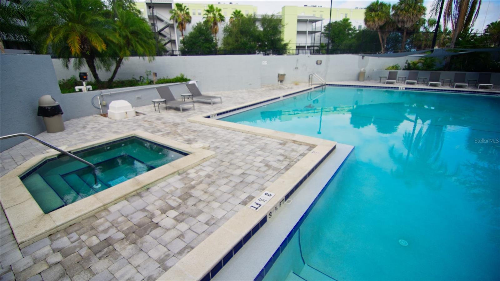 Image 31 of 41 For 201 Laurel Street 712