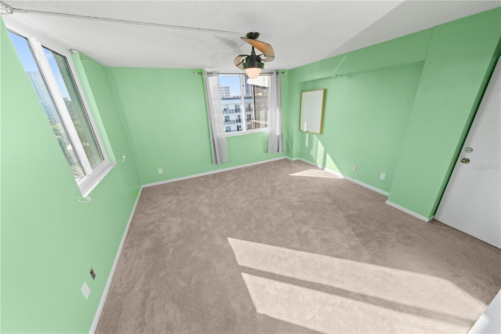 Image 15 of 60 For 201 Laurel Street 701