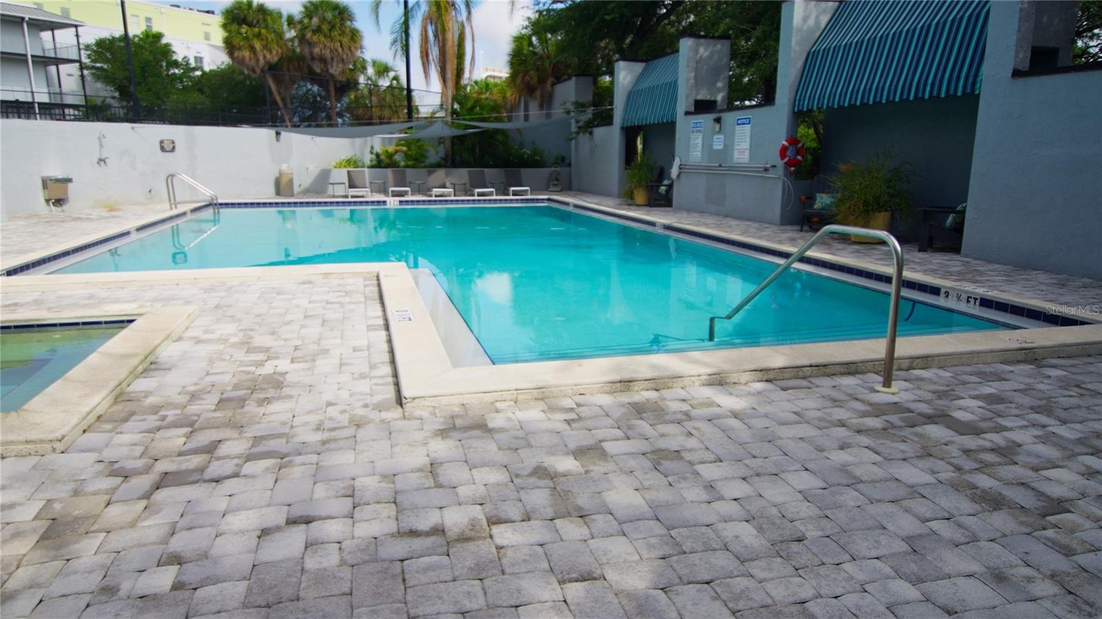 Image 29 of 60 For 201 Laurel Street 701