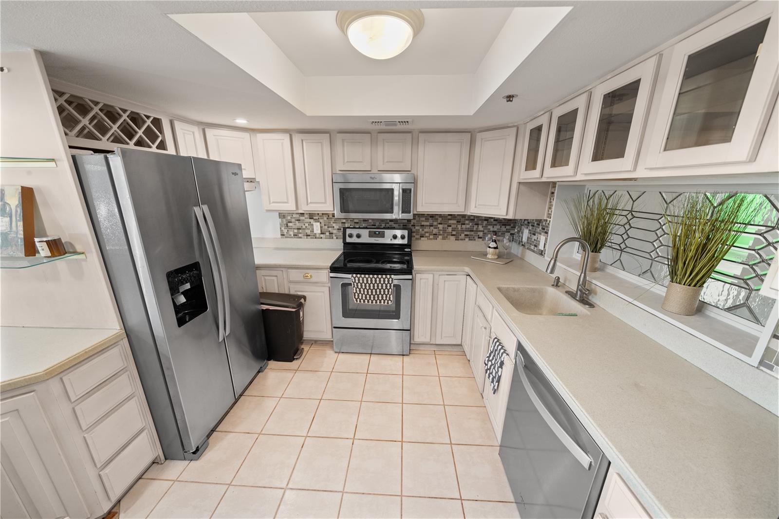 Image 5 of 60 For 201 Laurel Street 701