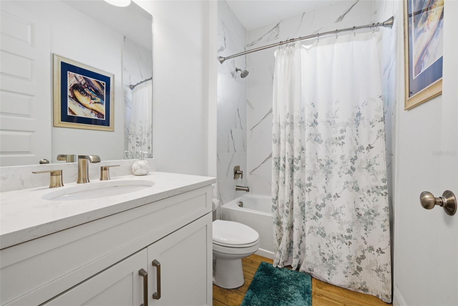 Image 26 of 72 For 5909 Silver Sun Drive