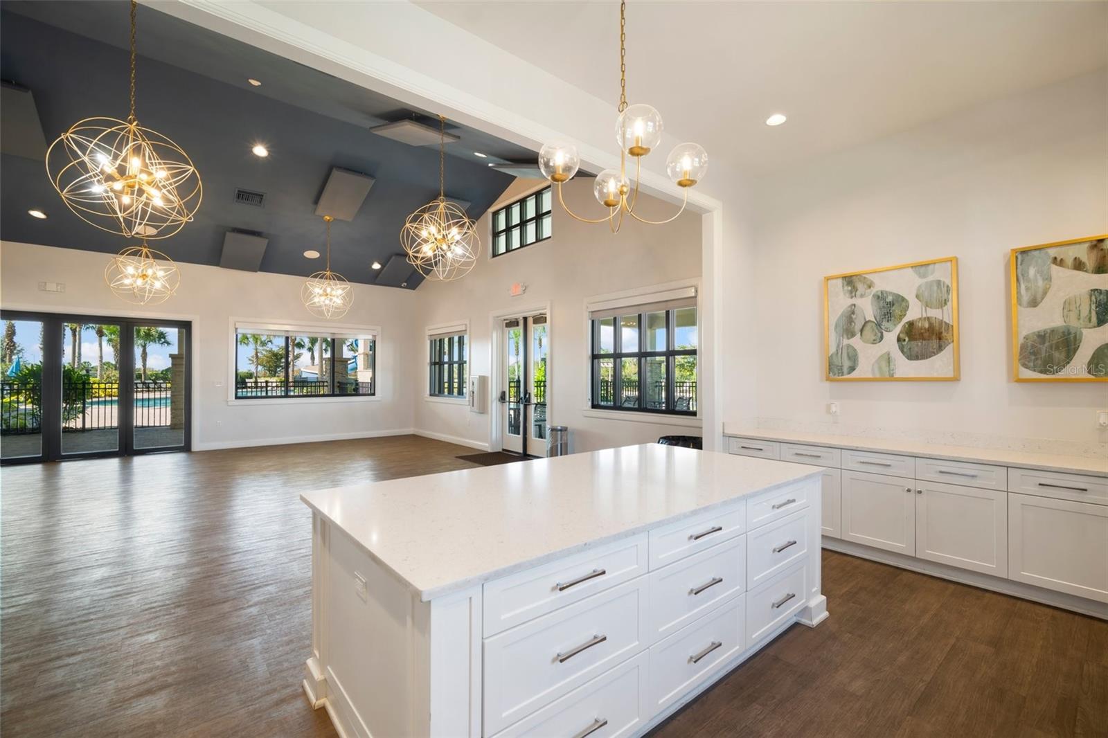 Image 54 of 72 For 5909 Silver Sun Drive