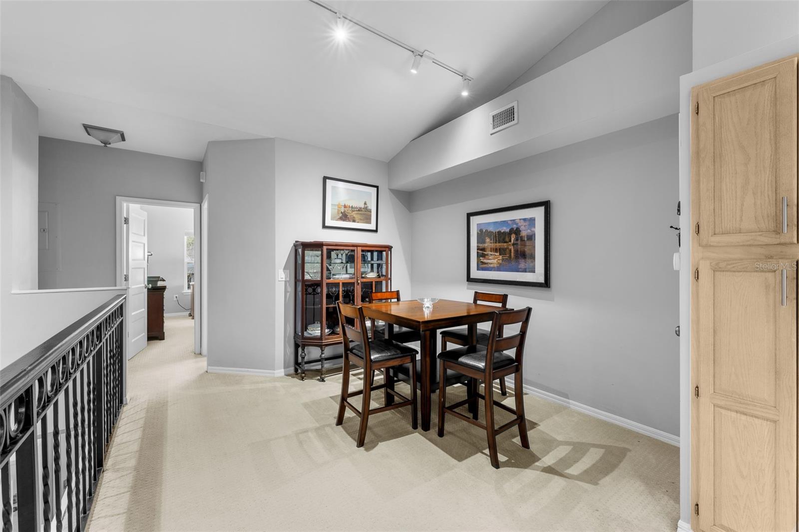 Listing photo id 16 for 1037 Normandy Trace Road 1037