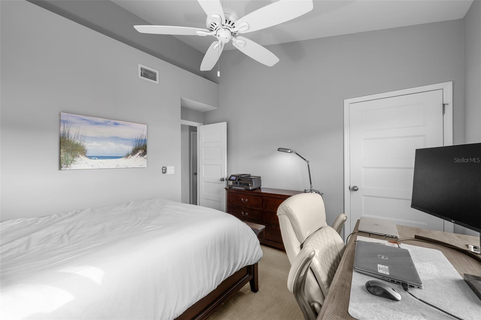 Listing photo id 30 for 1037 Normandy Trace Road 1037