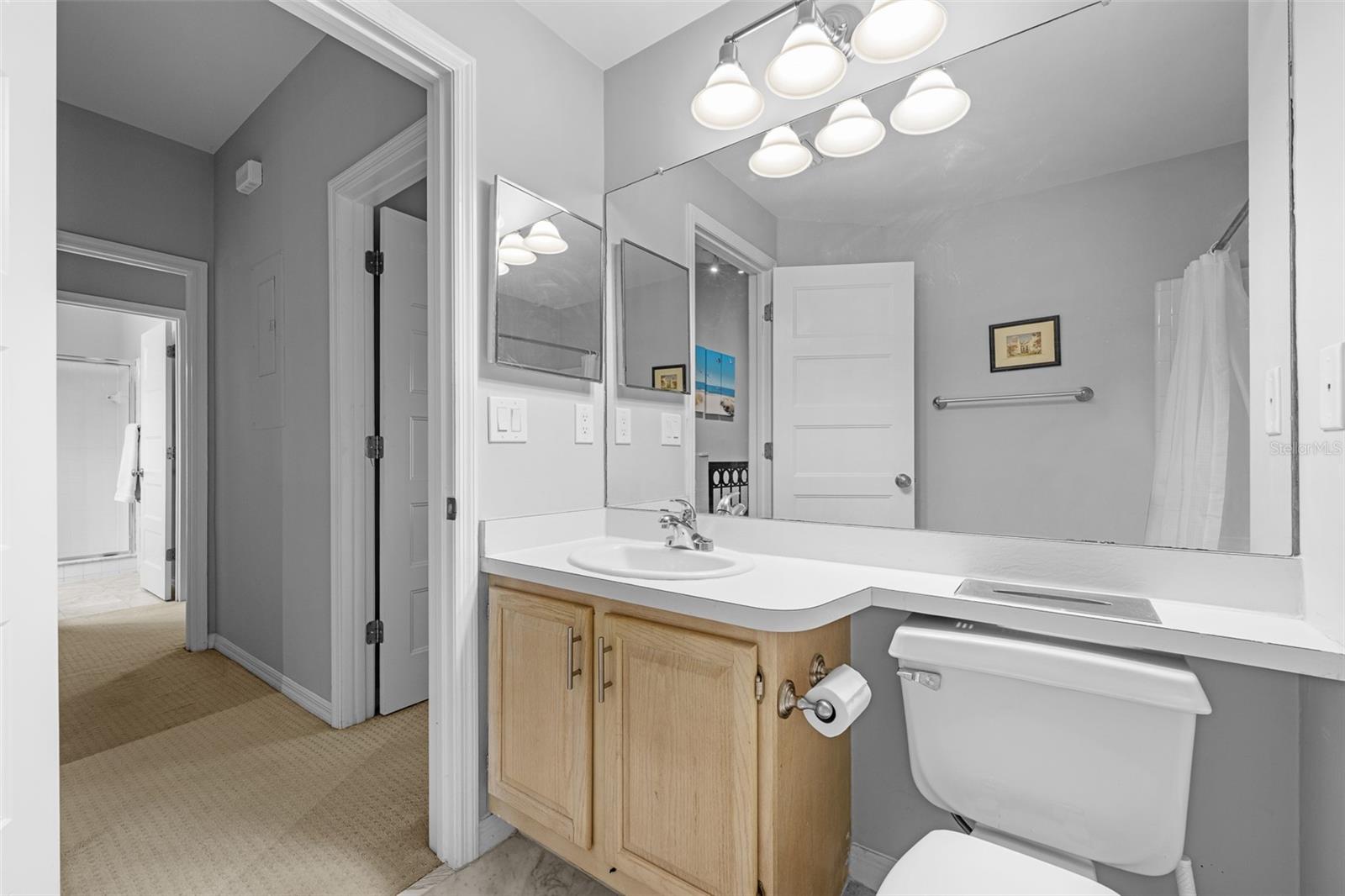 Listing photo id 31 for 1037 Normandy Trace Road 1037