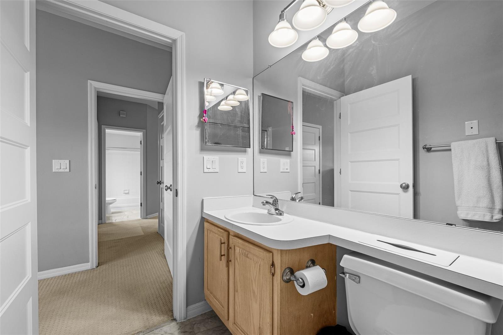 Listing photo id 33 for 1037 Normandy Trace Road 1037