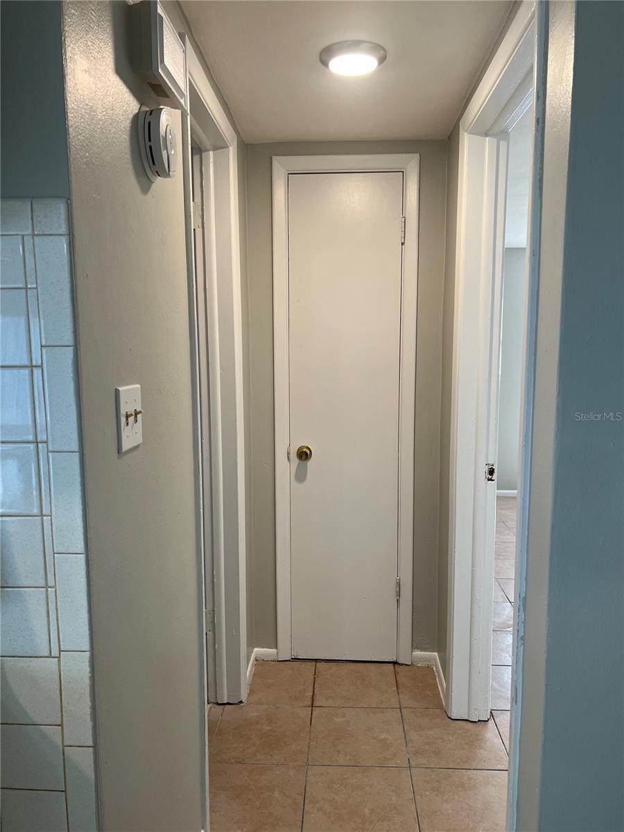 Image 14 of 16 For 5825 Elm Street