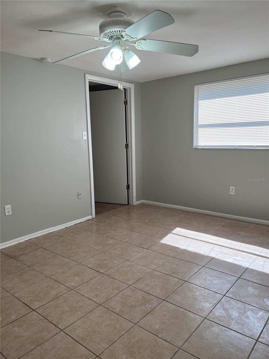 Image 8 of 16 For 5825 Elm Street