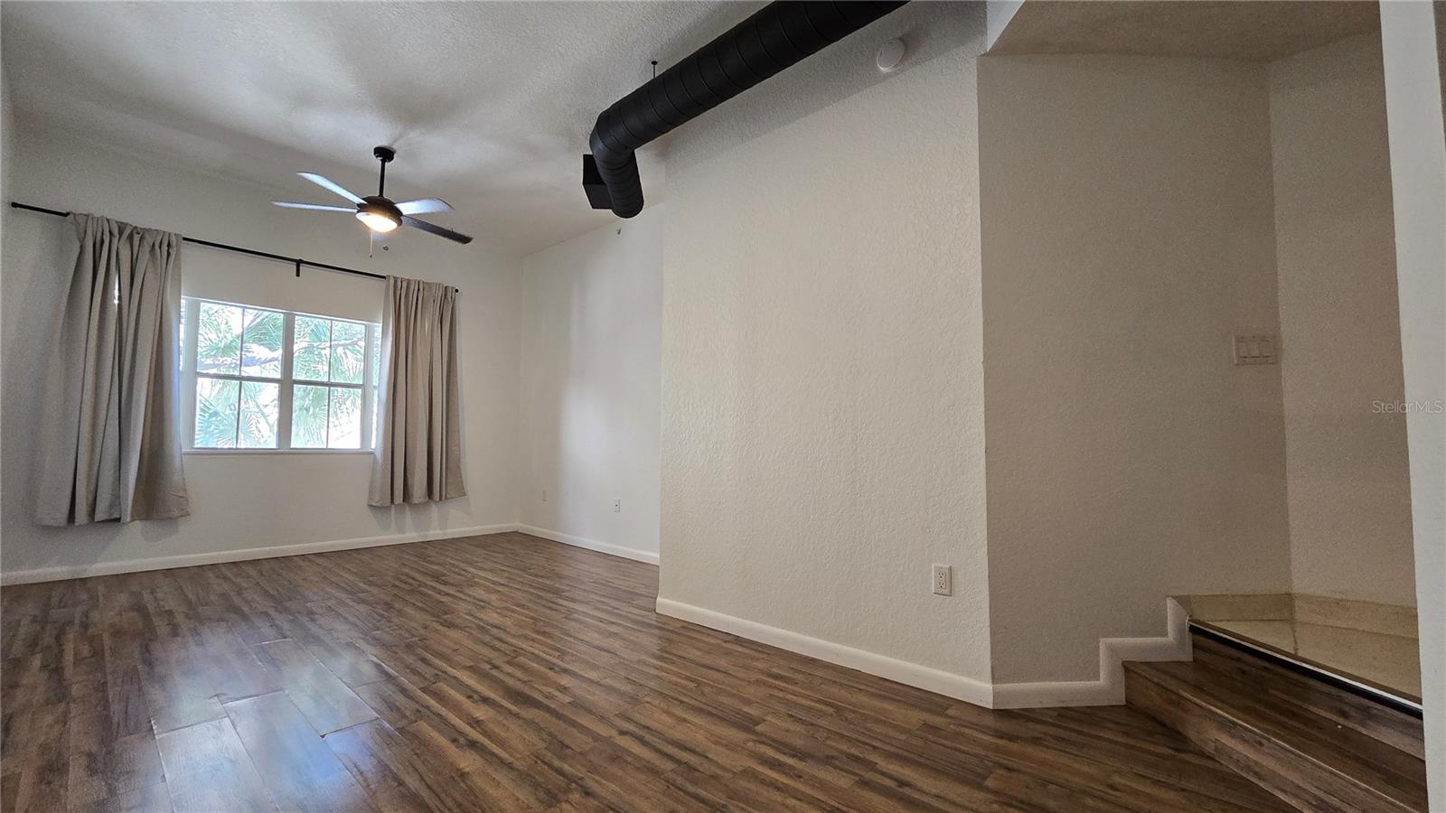 Image 14 of 54 For 520 Armenia Avenue 1238