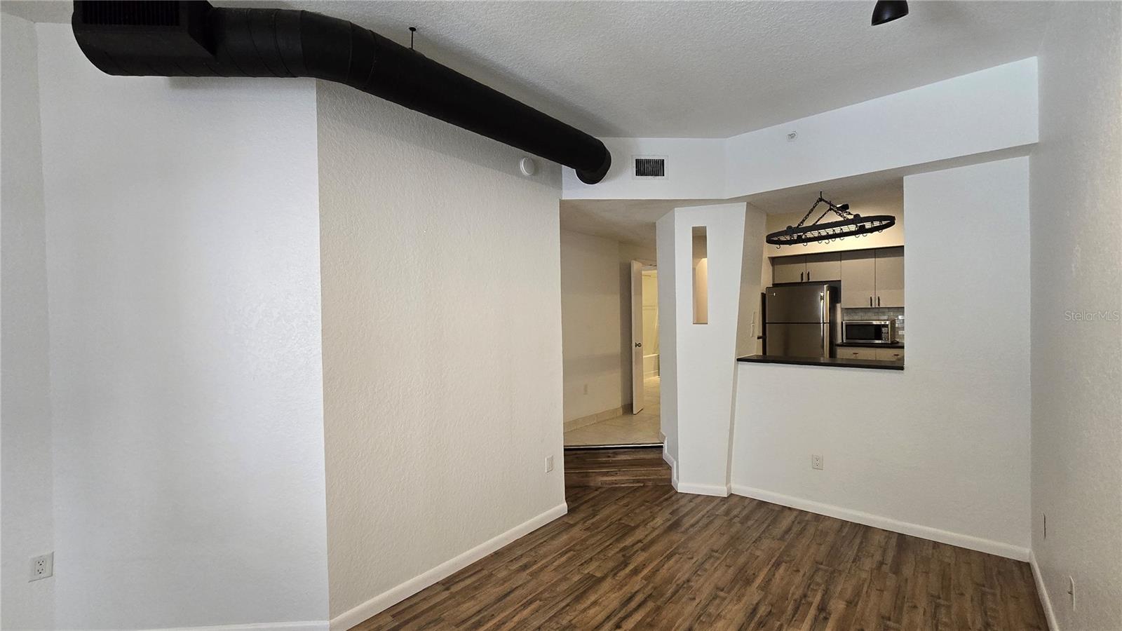 Image 16 of 54 For 520 Armenia Avenue 1238