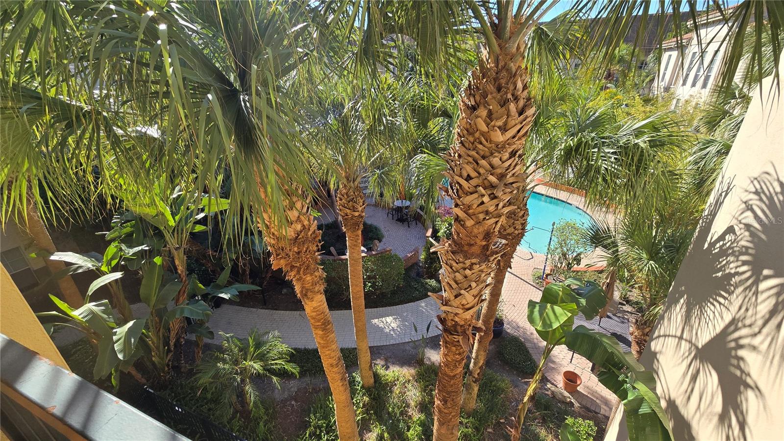 Image 37 of 54 For 520 Armenia Avenue 1238