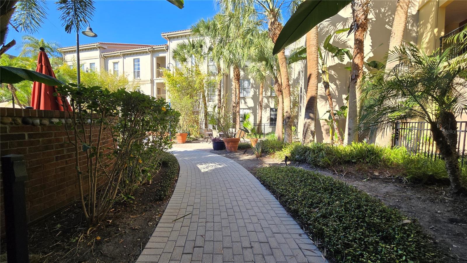 Image 40 of 54 For 520 Armenia Avenue 1238