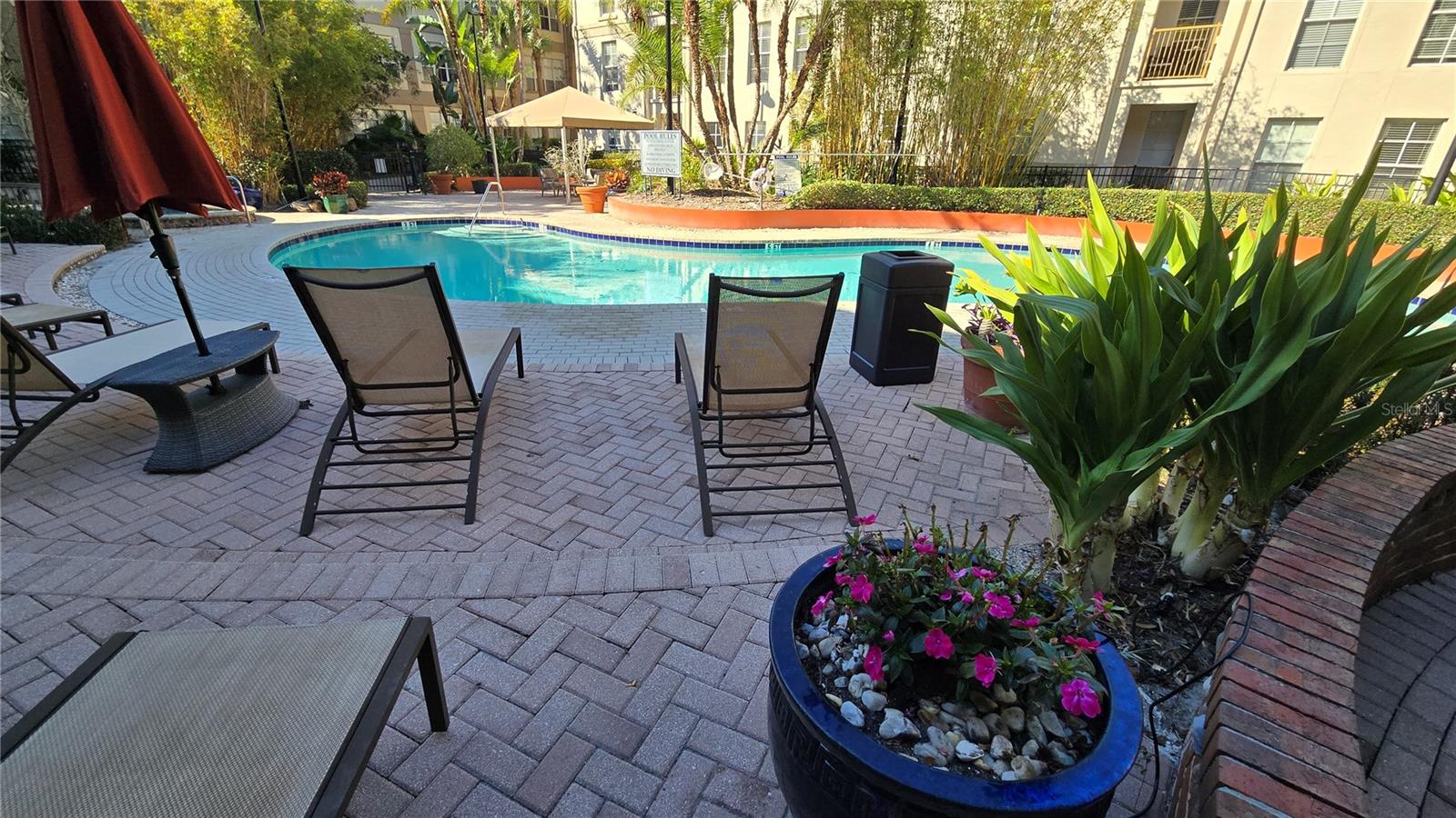 Image 44 of 54 For 520 Armenia Avenue 1238