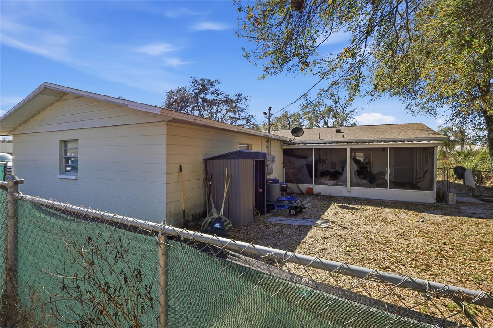 Image 5 of 12 For 6112 & 6116 9th Street